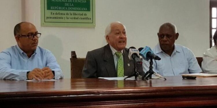 Academia de Ciencias saluda decisión de Medio Ambiente de cancelar permiso a proyecto en Bayahíbe