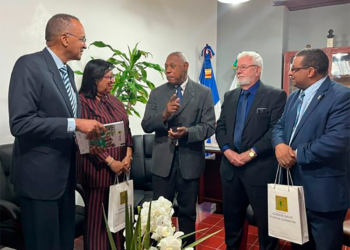 Comisión de SGI-RD realiza visita de cortesía a la Academia de Ciencias