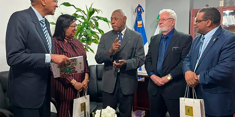 Comisión de SGI-RD realiza visita de cortesía a la Academia de Ciencias