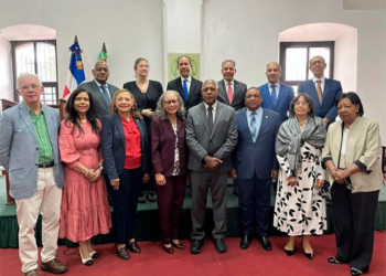 Juramentan nuevo consejo directivo de la Academia de Ciencias