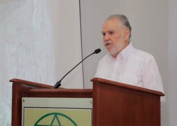 Academia de Ciencias respalda acciones del ministro de Medio Ambiente Ceara Hatton