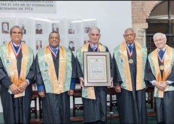 José Joaquín Puello exaltado con la más alta distinción que otorga la Academia de Ciencias