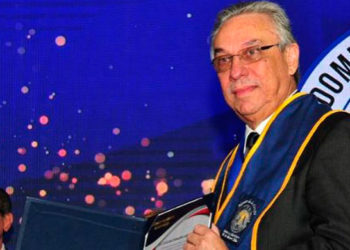 Cirujanos conmemoran su día con entrega de galardón «Maestro de la Cirugía Dominicana»