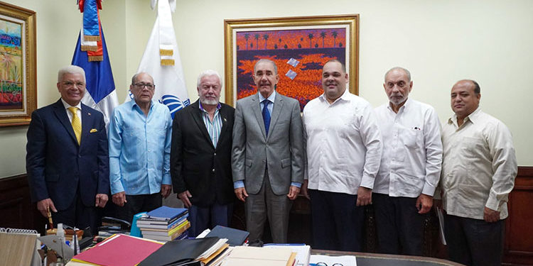 Comisión de Transición Academia de Ciencias se reúne con ministro del MESCYT, Franklin García Fermín