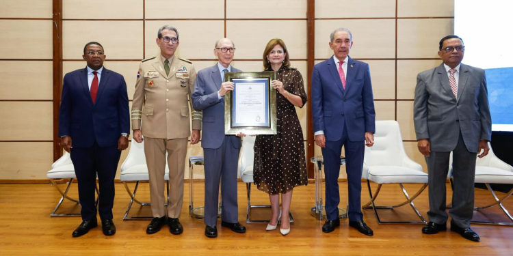Cuatro investigadores de la Academia de Ciencias reciben el Premio Nacional de Ciencia 2024