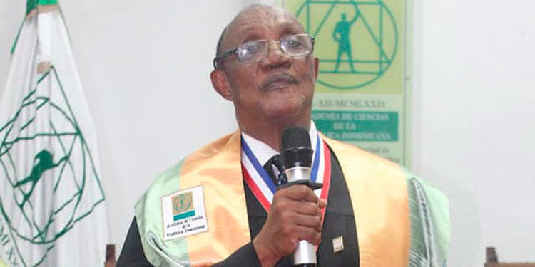 Academia de Ciencias regocijada por dedicatoria de la Feria del Libro 2024 a Mateo Morrison