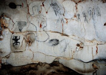 Comisión de Ciencias Sociales de la Academia de Ciencias dice existen alrededor de 1,700 muestras de arte rupestre conocido en Cuevas de Borbón o Pomier