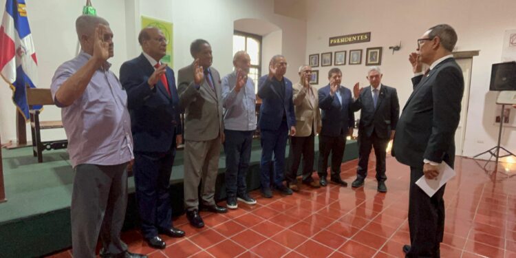 Academia de Ciencias crea comisión para evaluar impacto de Barrick Gold