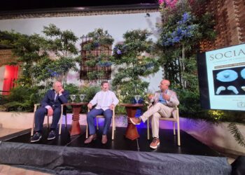 La revista Sociales Nº 15 de la Academia de Ciencias le rinde homenaje al académico José Guillermo Guerrero