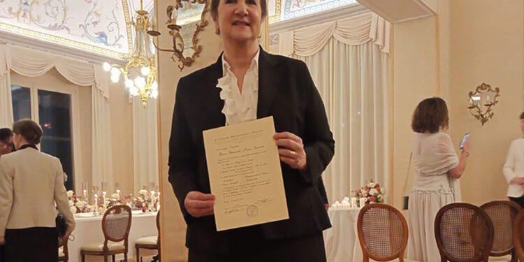 Doctora Irene Pérez Guerra reconocida por la Academia Arqueológica Italiana