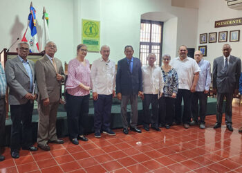 Academia de Ciencias conforma comisiones para fortalecer su institucionalidad