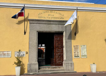 Academia de Ciencias instituye premio a las Mejores Tesis en Ciencias