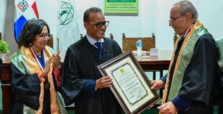 Academia de Ciencias inviste al escritor y poeta Basilio Belliard como Miembro de Número